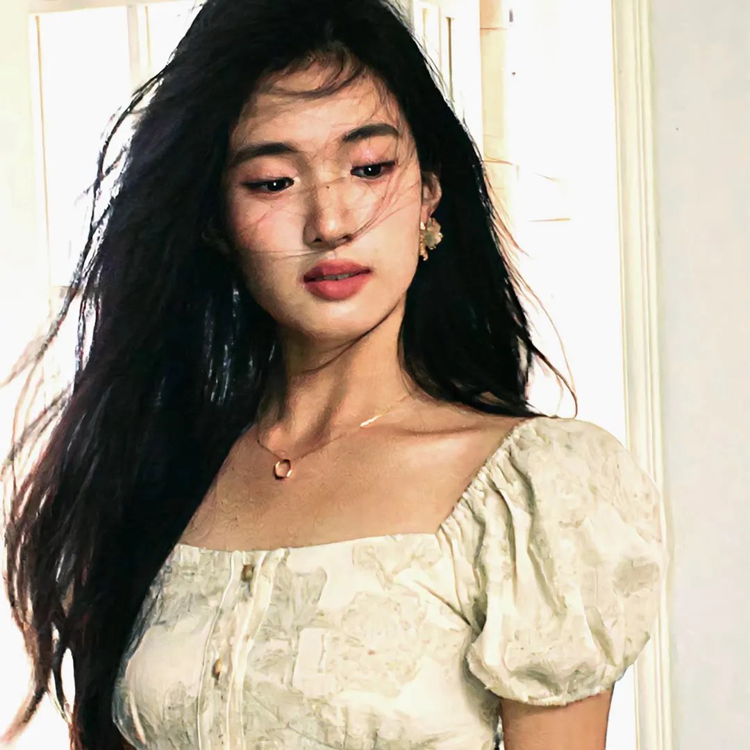 被侵犯的她